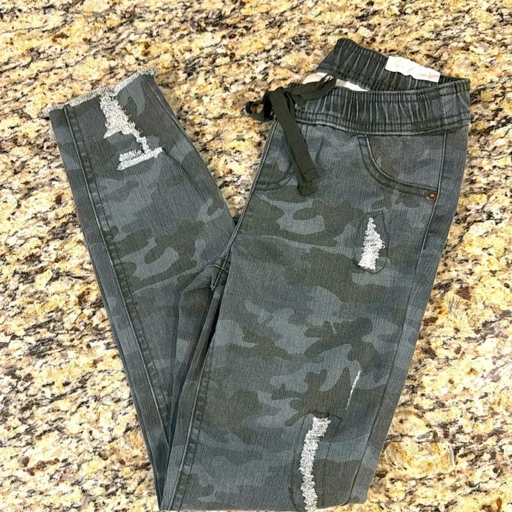 Justice Gray Camouflage Kids Jeans jeggings soft comfy stretchy tie waist sz 10